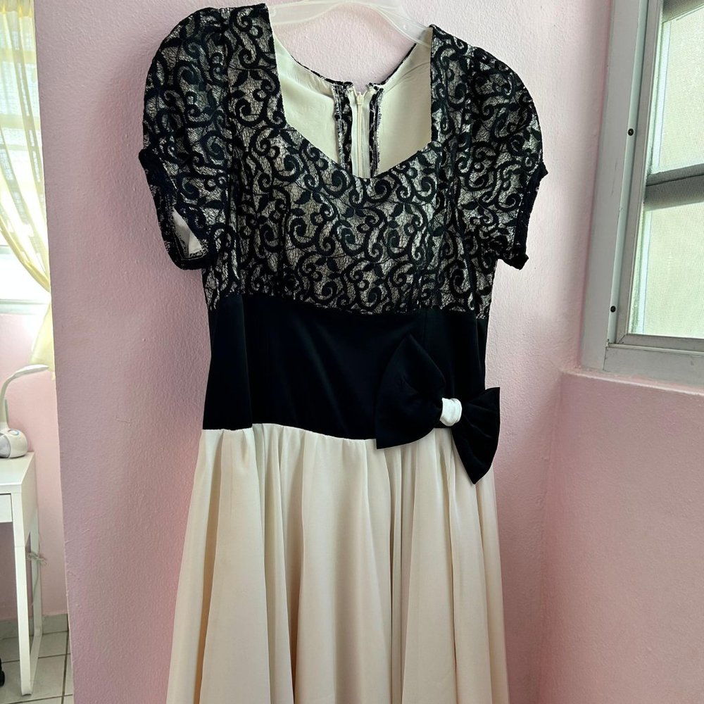 Handmade Black And Off-White Vintage Short Dress